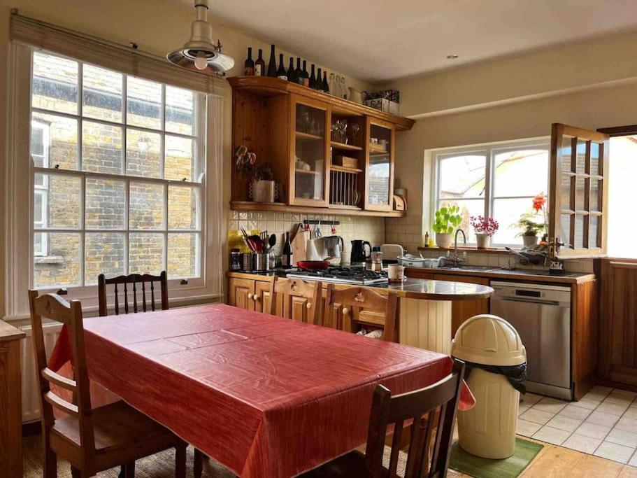 Cb53 Tower Bridge Townhouse 2 Bathrooms & Free Parking Лондон Экстерьер фото