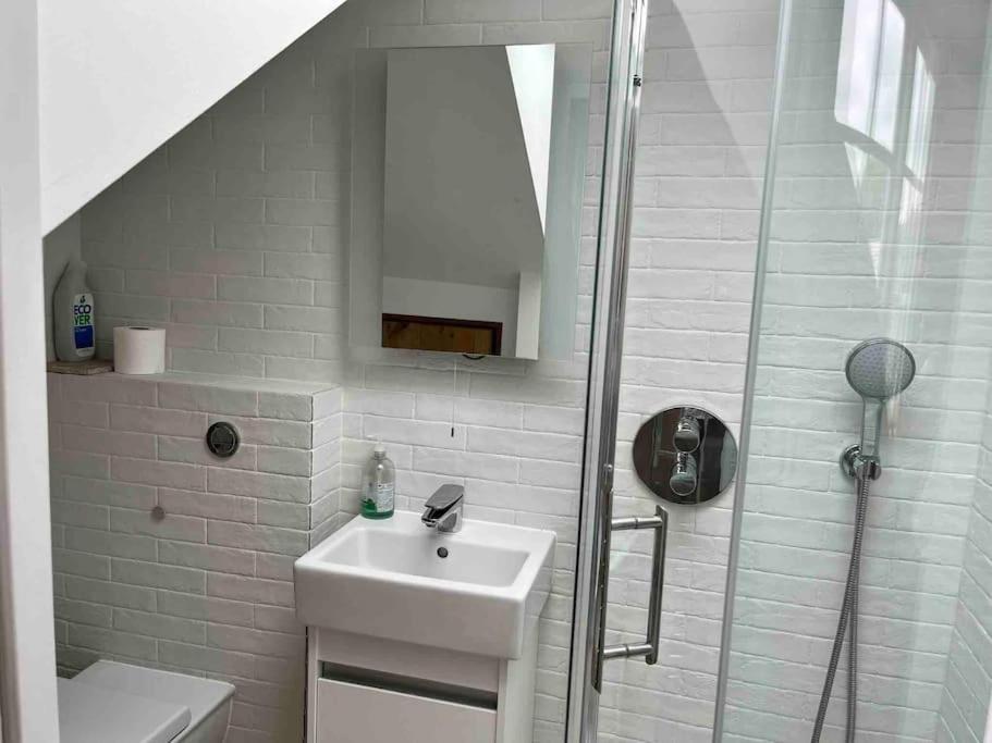 Cb53 Tower Bridge Townhouse 2 Bathrooms & Free Parking Лондон Экстерьер фото